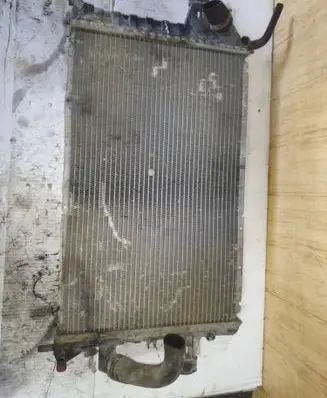 Opel Astra G Coolant radiator 09129517 A1967160