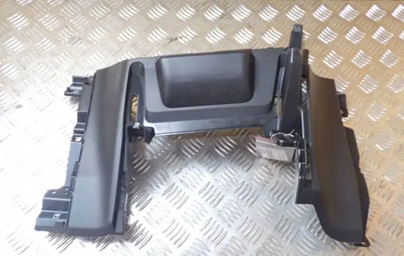 KIA Sportage Dashboard lower bottom trim panel 84760F1000WK 3529 S2E0077