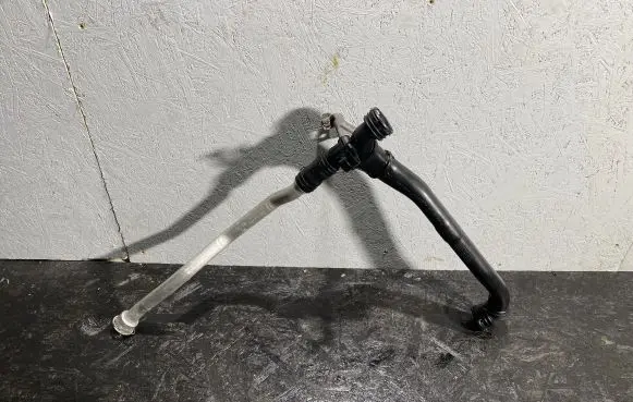 Porsche 997 Engine coolant pipe/hose 997106752 99710675203