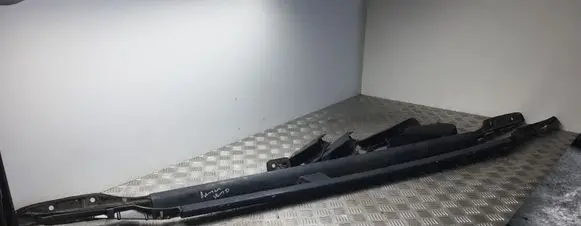 Toyota Avensis Verso Roof bar rail