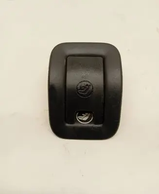 Audi A4 S4 B8 8K ISOFIX cover 8T0887233A