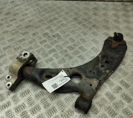 Volkswagen Tiguan Front lower control arm/wishbone 5N0407151