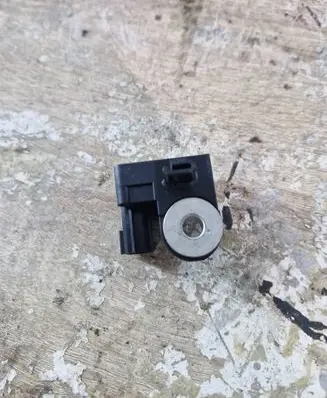 Mazda CX-7 Airbag deployment crash/impact sensor Gp9a57kco