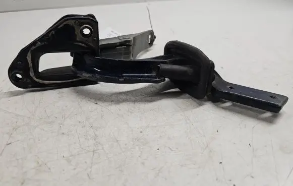 Volvo S70 V70 V70 XC Tailgate/trunk/boot hinge