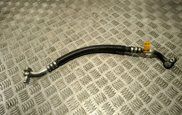 Jeep Grand Cherokee Air intake hose/pipe 68230489AA
