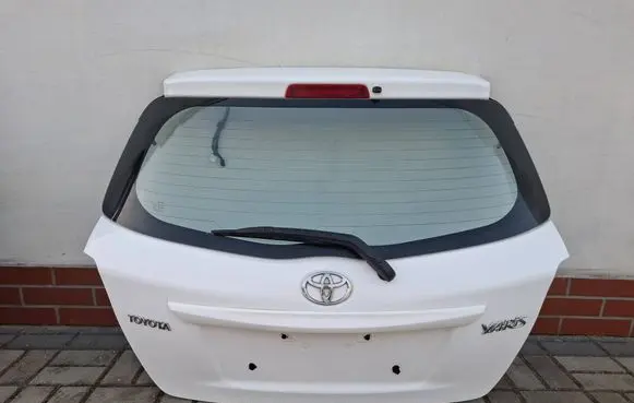 Toyota Yaris Truck tailgate YARISIIIKLAPA