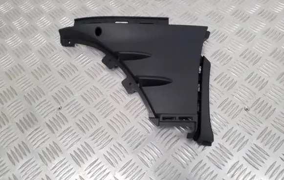 Mercedes-Benz CLA C118 X118 Front bumper mounting bracket A1188854701