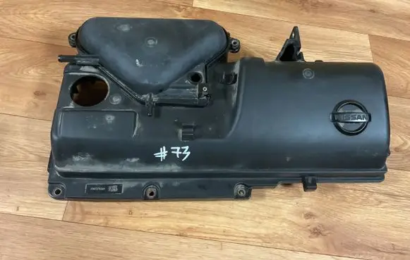 Nissan Note (E11) Air filter box cover 
