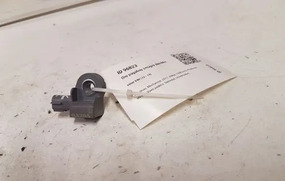 Volvo V40 Airbag deployment crash/impact sensor 31360983