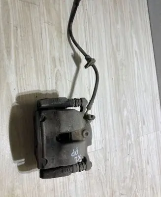 BMW X2 F39 Front brake caliper 5424307