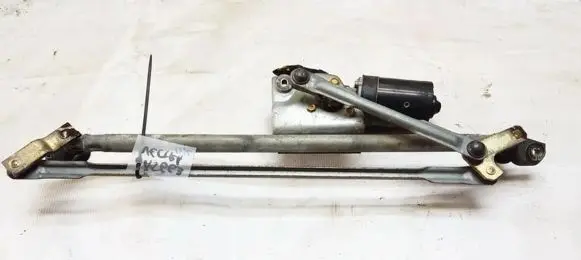 Opel Vectra B Front wiper linkage and motor