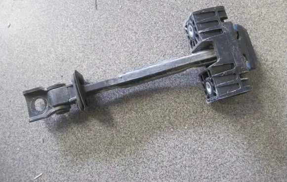 Volkswagen Amarok Rear door check strap stopper 2H7249839