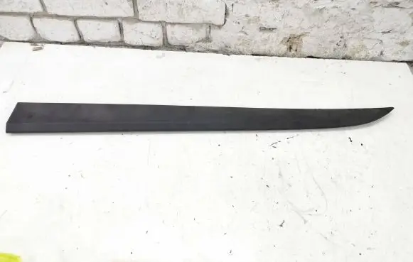 Hyundai i20 (BC3 BI3) Front door trim (molding) 87721C8700