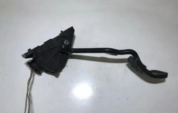Volkswagen PASSAT B5.5 Accelerator throttle pedal 6pv00777009 6pv007770-09