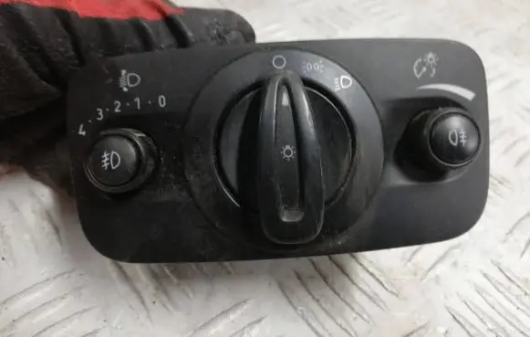 Ford Kuga II Light switch AV6T13A024AC 10099411