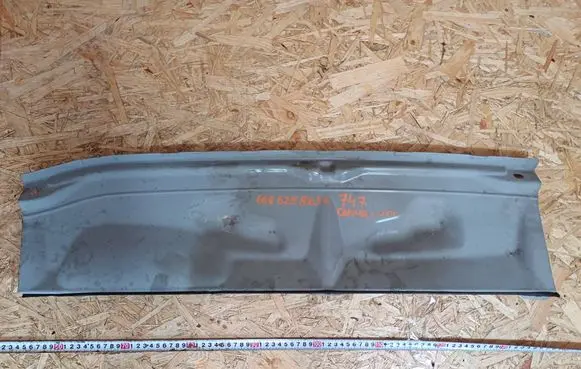 Renault Captur Wiper trim 668625863R