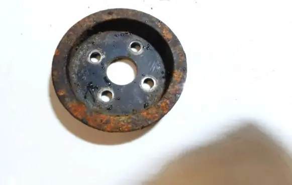 Hyundai Accent Water pump pulley 