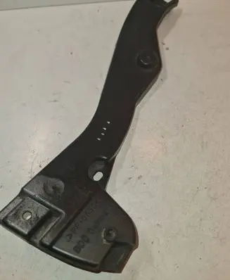 Audi A6 S6 C6 4F Front bumper mounting bracket 8E0807203B