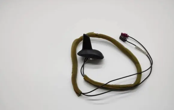 Mercedes-Benz GLK (X204) Aerial GPS antenna 2048207075 ZGS002 410078