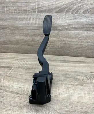 Alfa Romeo 147 Accelerator throttle pedal 46755863 0281002380