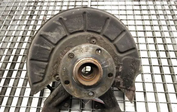 Volkswagen Golf V Front wheel hub spindle knuckle 