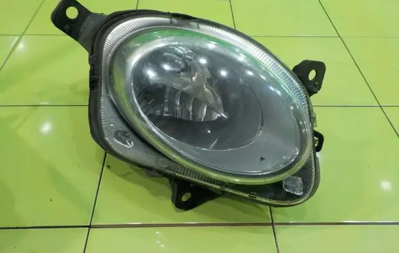 Fiat 500L Front fog light 47500748 PRAWY