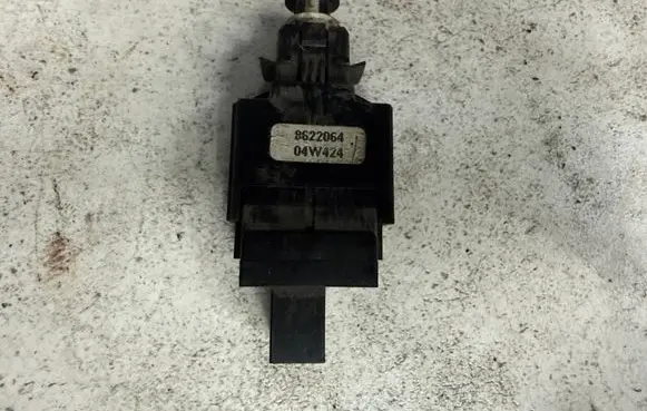 Volvo S80 Brake pedal sensor switch 8622064