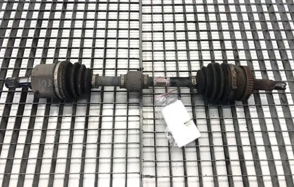 Hyundai i40 Front driveshaft 49500-3Z300