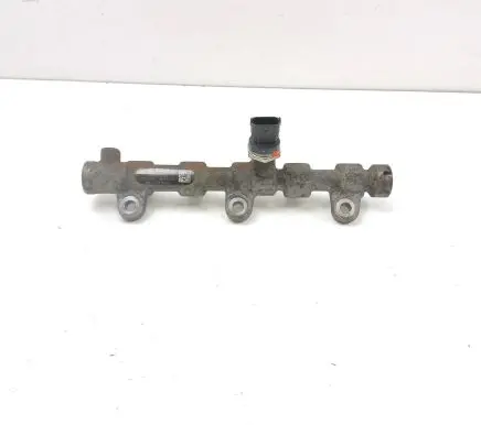 Nissan NV400 Fuel main line pipe 175215697R 0445214258 H8200912225