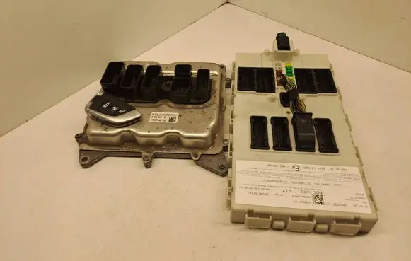 BMW X5 F15 Engine ECU kit and lock set 8664617 0261S15495 171097446