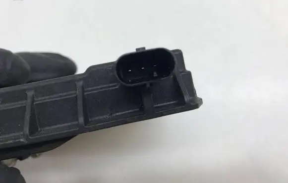 Mercedes-Benz C W205 Battery relay fuse A0009061505 1110055 1006170438