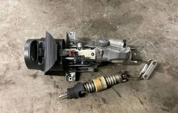 Mercedes-Benz C W203 Steering wheel axle A2034601416 01214314338937