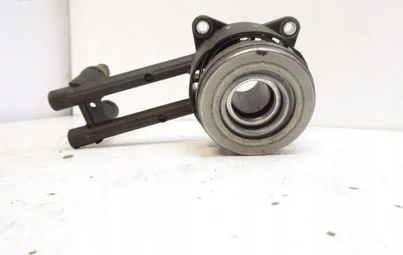 Ford Fusion Clutch slave cylinder 8V21-7A564-AD
