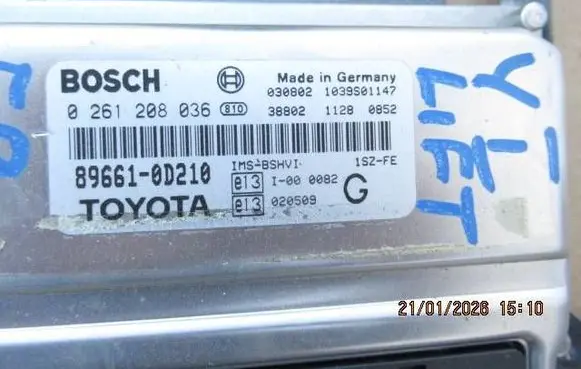 Toyota Yaris Engine control unit/module 0261208036 896610D210