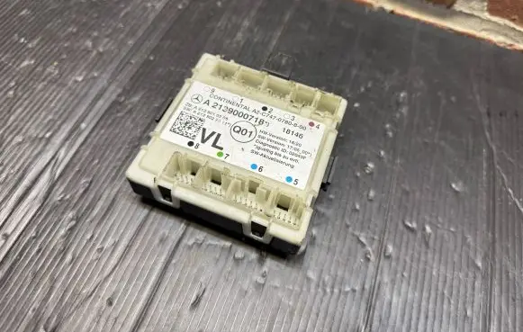 Mercedes-Benz E W213 Door control unit/module A2139000718 A2139010208 A2139027011