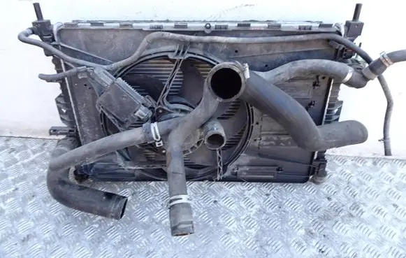 Ford Kuga I Radiator set sdf