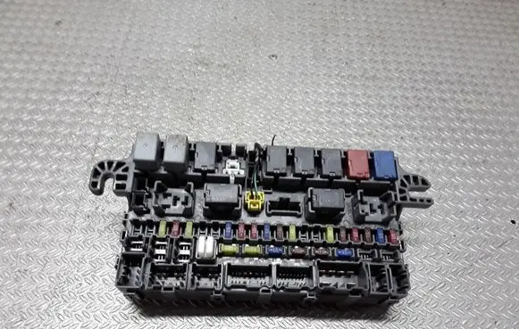 Honda Jazz Fuse module