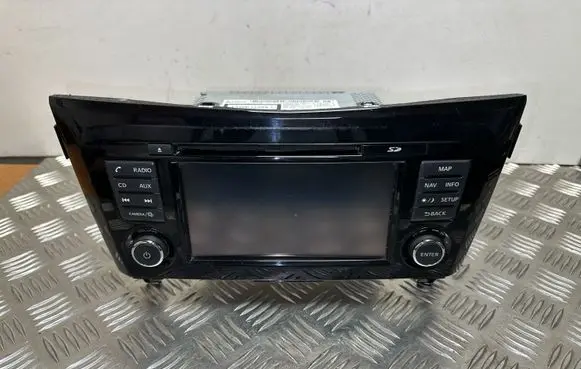 Nissan X-Trail T32 Radio/CD/DVD/GPS head unit 7513750268