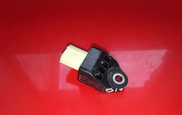 Toyota RAV 4 (XA30) Airbag deployment crash/impact sensor 8983142010 70244W0FU