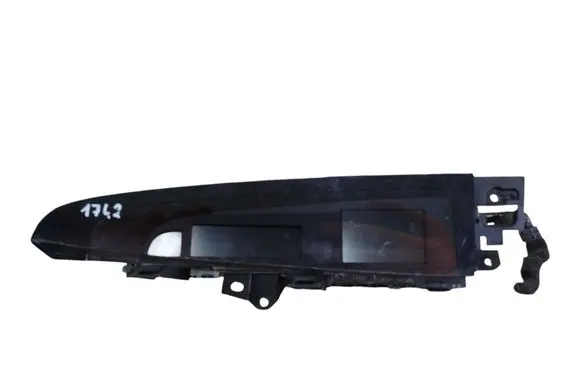 Mazda 3 II Screen/display/small screen BCD3611J0 K4283