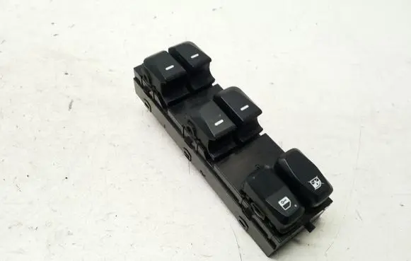 Hyundai ix35 Electric window control switch 3834951310 935702Y8109P