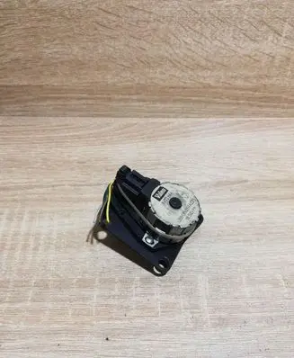 Renault Safrane Air flap motor/actuator 847264A UBB13N03RAZ21