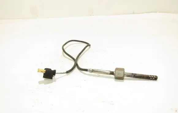 Mercedes-Benz C W204 Lambda probe sensor A0071536728