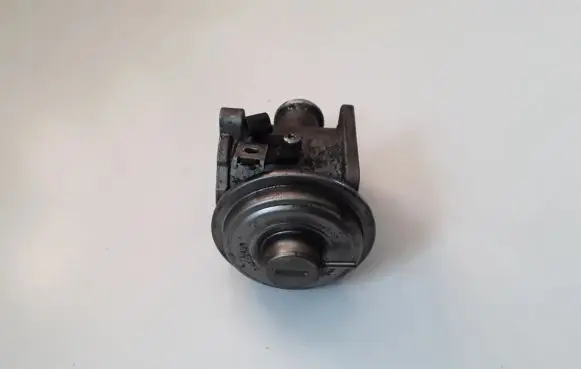BMW 5 E60 E61 EGR valve 7791480