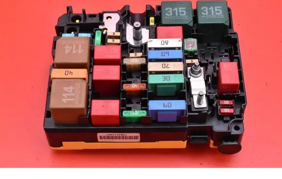 Audi 100 200 5000 C3 Fuse box set 9804848480