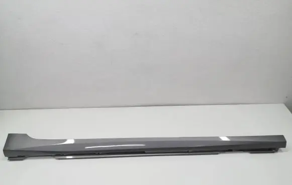 Sill/side skirt trim