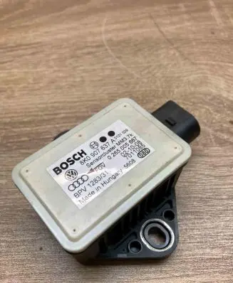 Audi A4 S4 B8 8K ESP acceleration yaw rate sensor 8K0907637A 0265005667