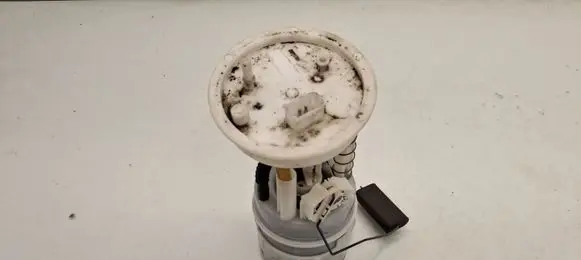 Mini One - Cooper Coupe R56 In-tank fuel pump 16112754806 2754806