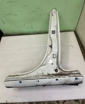 Fiat Panda III Pillar (middle) 