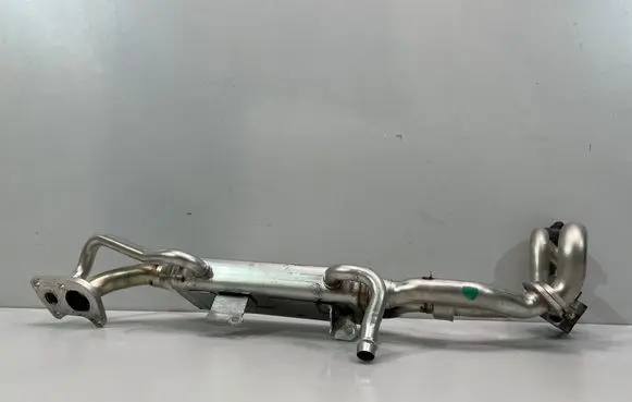 Mercedes-Benz CLS C218 X218 EGR valve cooler A6421402475